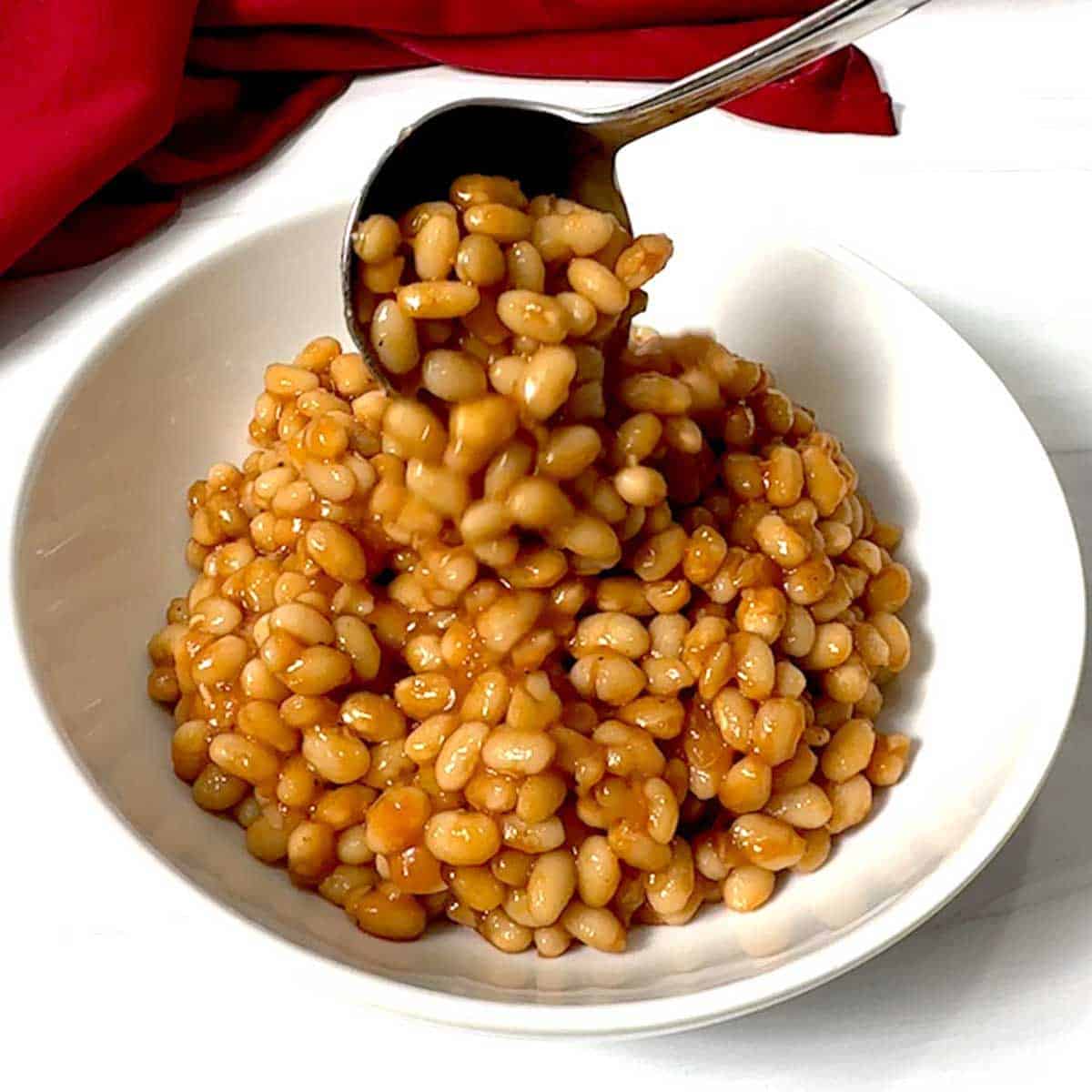 Beans helps keep your digestive system healthy [PudgeFactor]