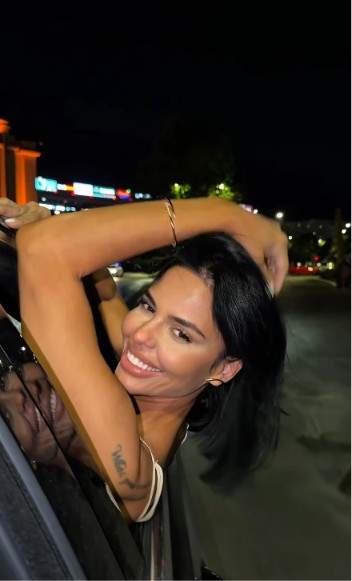 Cum a apărut Andreea Popescu în miez de noapte, pe stradă. Vedeta, gest periculos în timp ce mașina se afla în mers