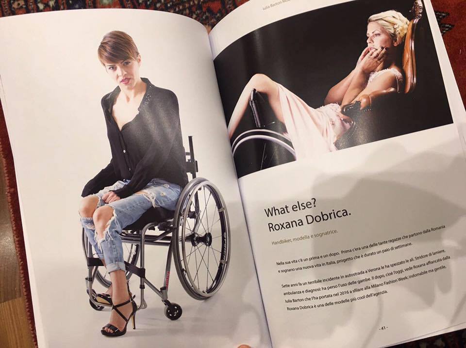 Povestea impresionantă a unei românce, model în Italia. Roxana Dobrică a ajuns campioană la handbike, după ce a paralizat complet| FOTO
