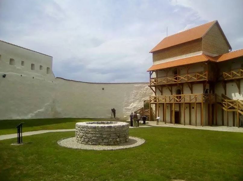 Cetatea Feldioara a fost reconstruită în totalitate. Când poate fi vizitată de turiști