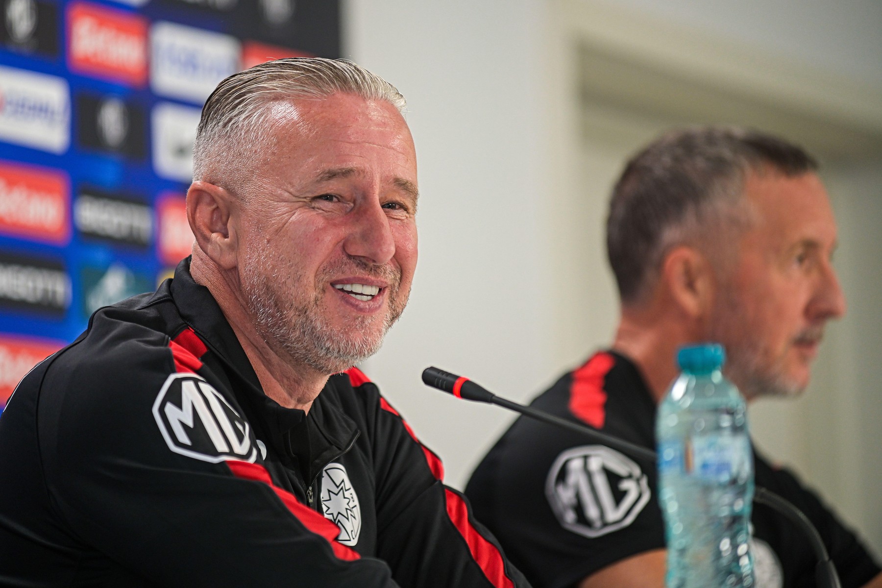 Laurențiu Reghecampf la prezentarea de la FCSB