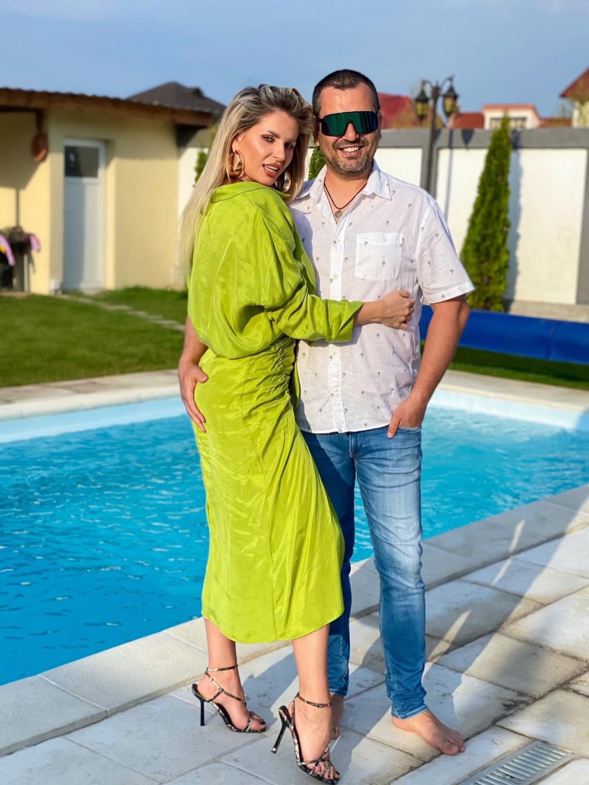 Anunțul făcut de Andreea Bănică după 18 ani de căsnicie cu Lucian. „Am rămas prieteni, parteneri, familie, acasă”
