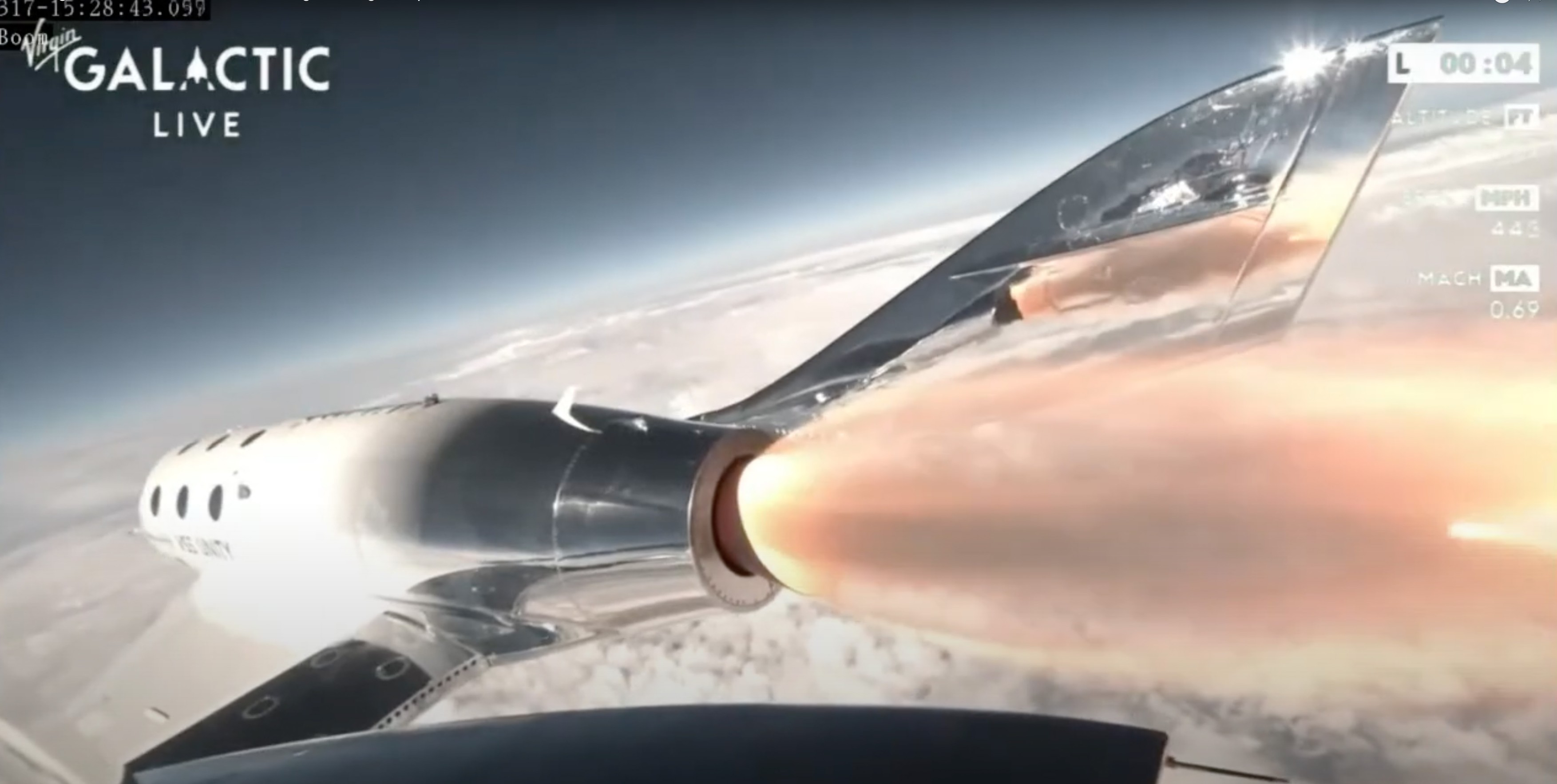 Primul zbor comercial al Virgin Galactic a ajuns în spațiu. Clienții care au plătit sute de mii de dolari pe un bilet au petrecut câteva minute în imponderabilitate