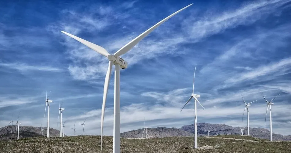 AfDB clinches 'Infrastructure deal of the year' for Africa’s largest wind energy project in Egypt
