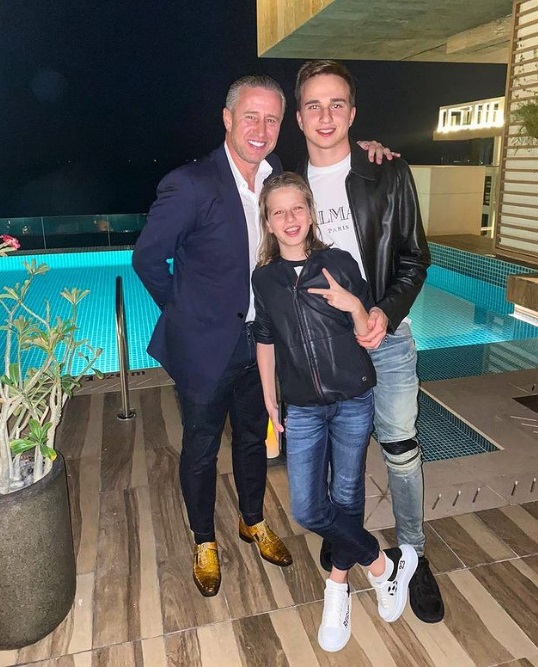 Cum arată în prezent Nuți, bona copiilor Anamariei Prodan. Bebeto a petrecut cu ea la majorat