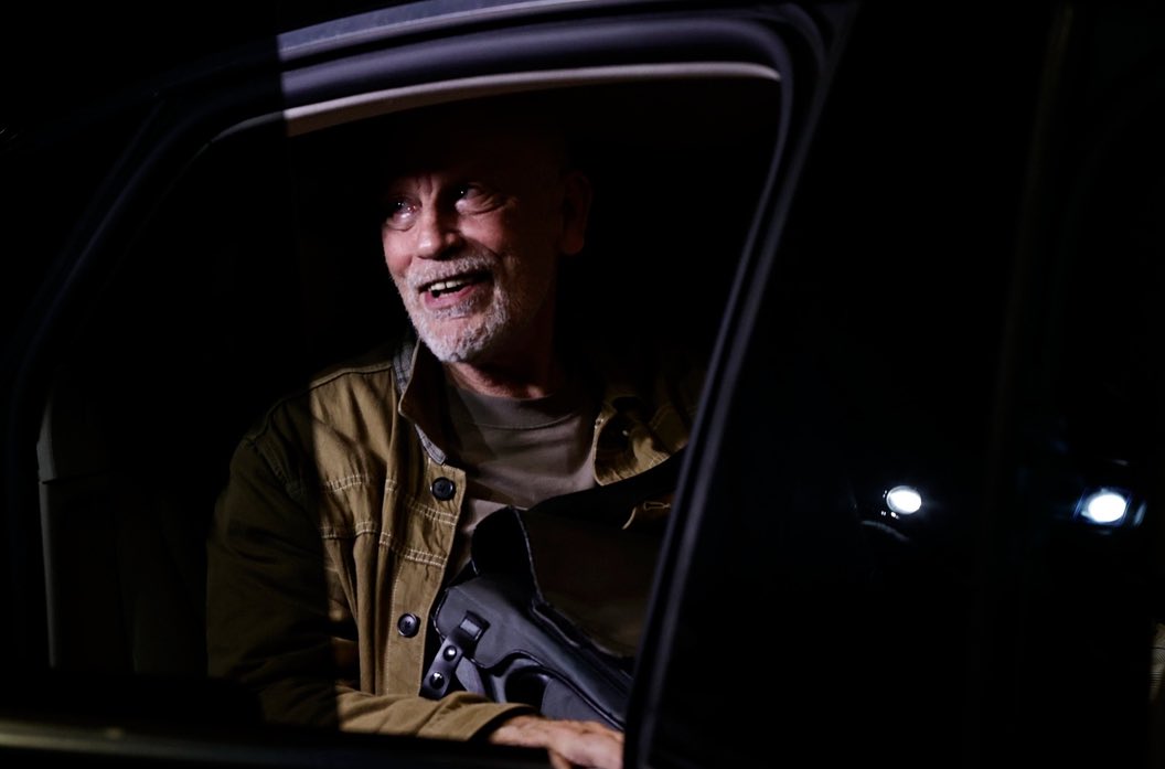 John Malkovich a ajuns în România. Actorul va urca pe scena Teatrului Național din Timișoara