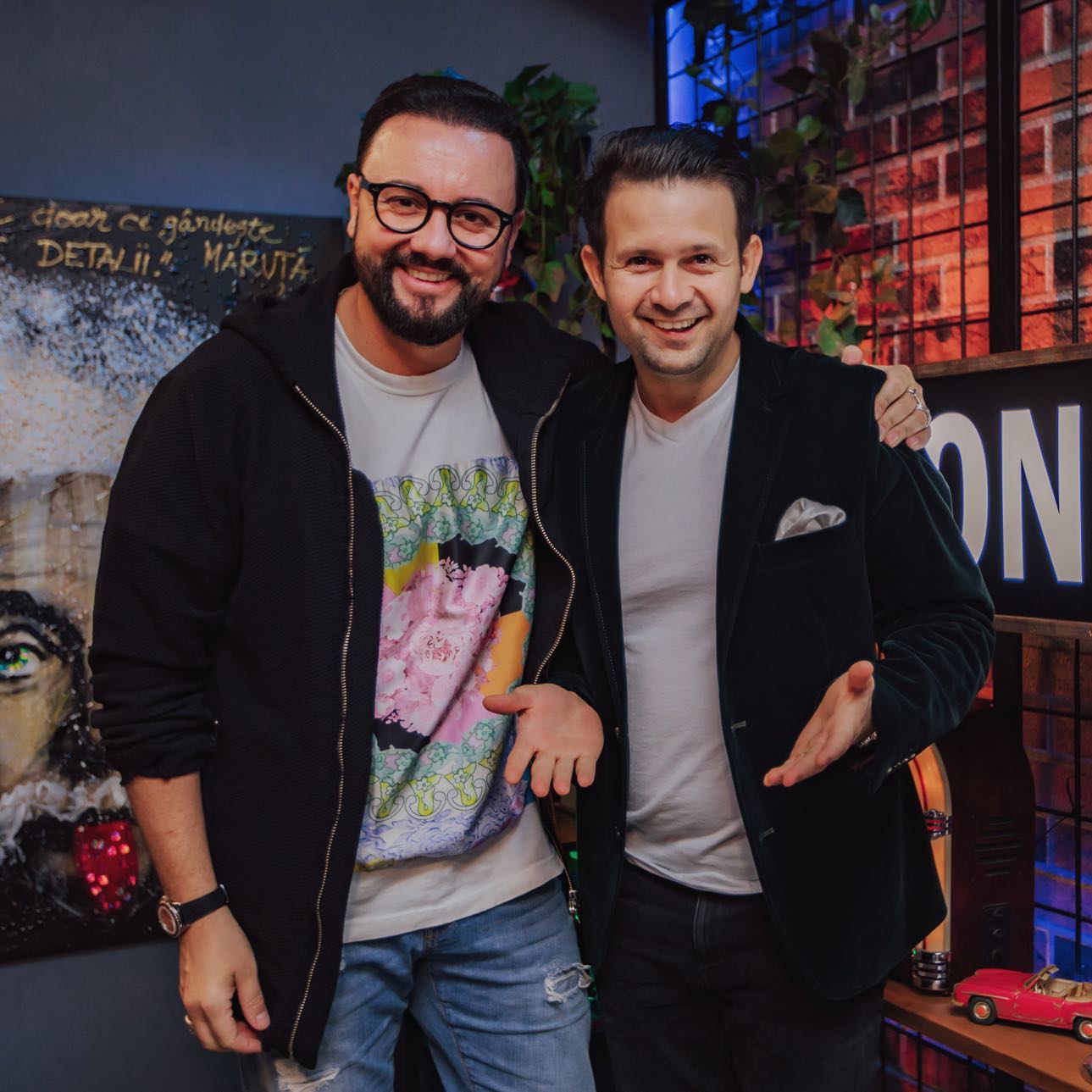 Povestea neștiută a magicianului Robert Tudor. S-a născut cu gura strâmbă și nu aude cu urechea stângă: „Mama nu m-a vrut”