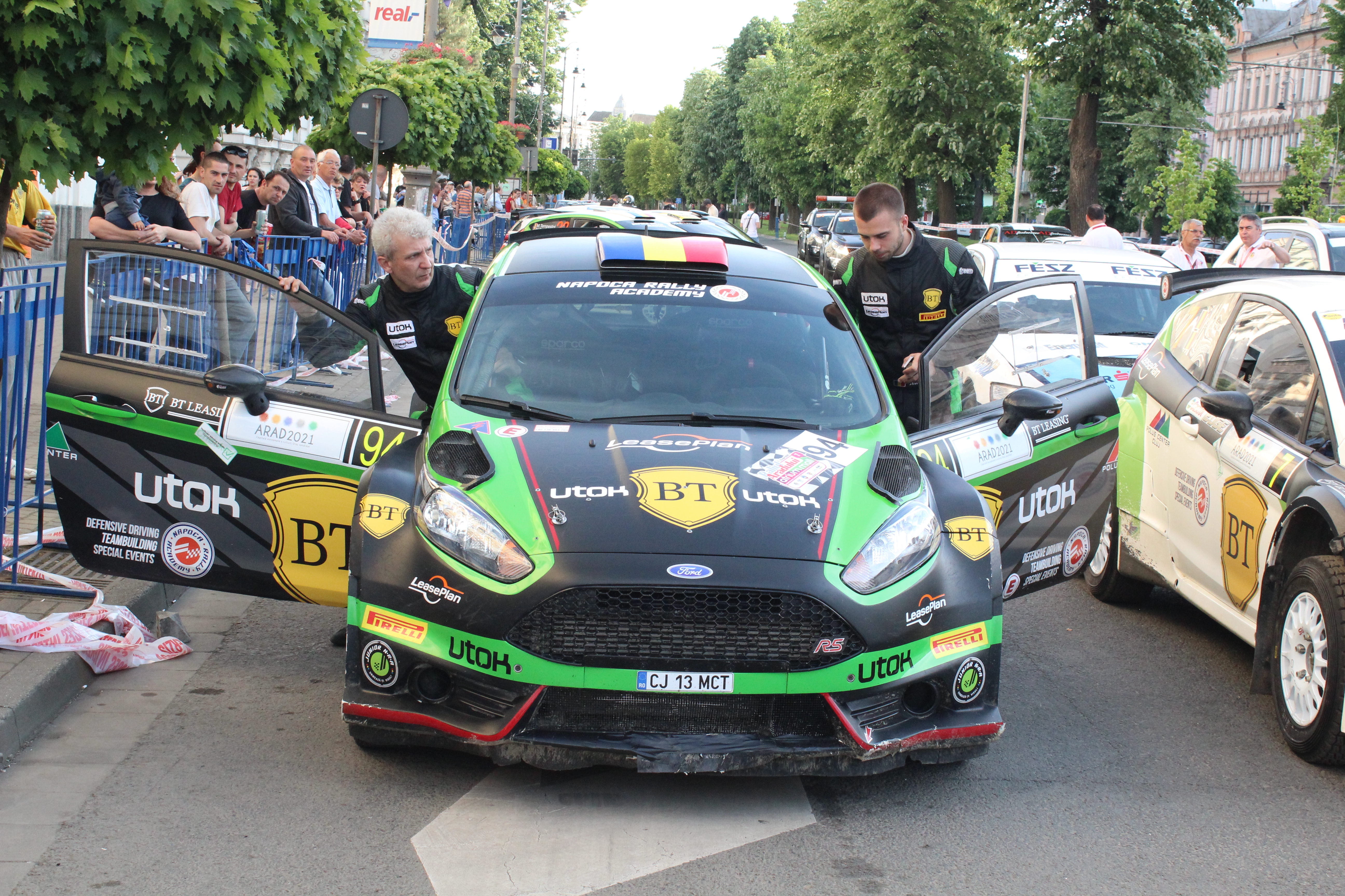 RALIUL ARADULUI: Tempestini rupe podiumurile și inimile fetelor / FOTO