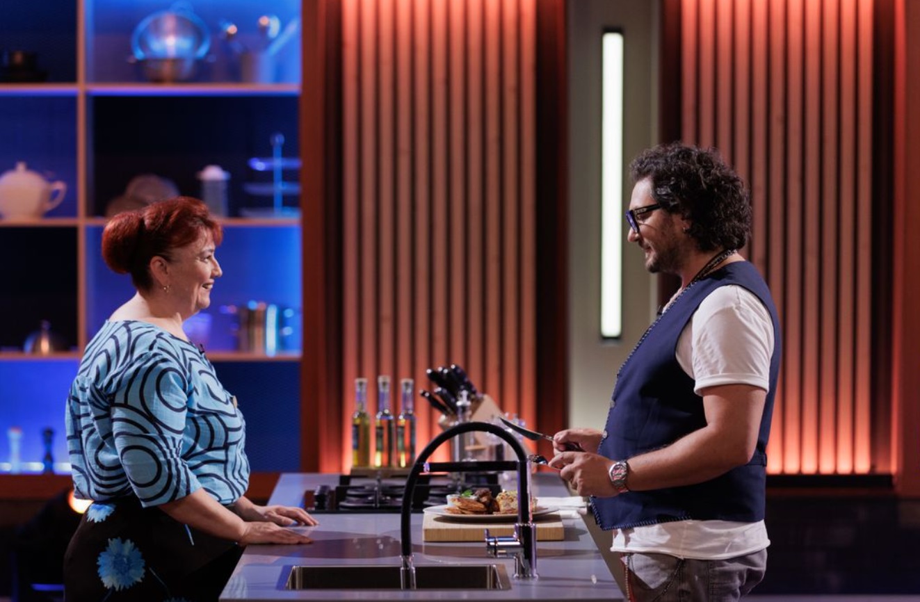 Cine e Ionela Grigore de la MasterChef 2024. Vânzătoarea de mezeluri din Piața Obor din București i-a impresionat pe jurații emisiunii