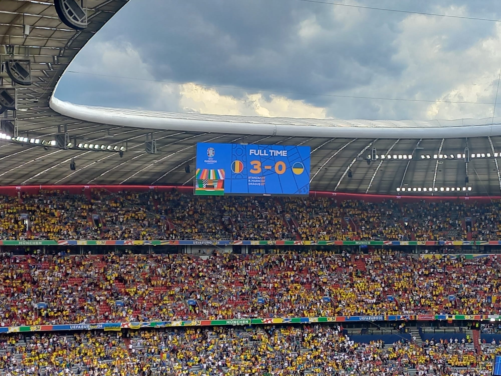 România – Ucraina 3-0. Prima victorie după 24 de ani la un turneu final de Campionat European. Stanciu, R. Marin și Drăguș, goluri de generic