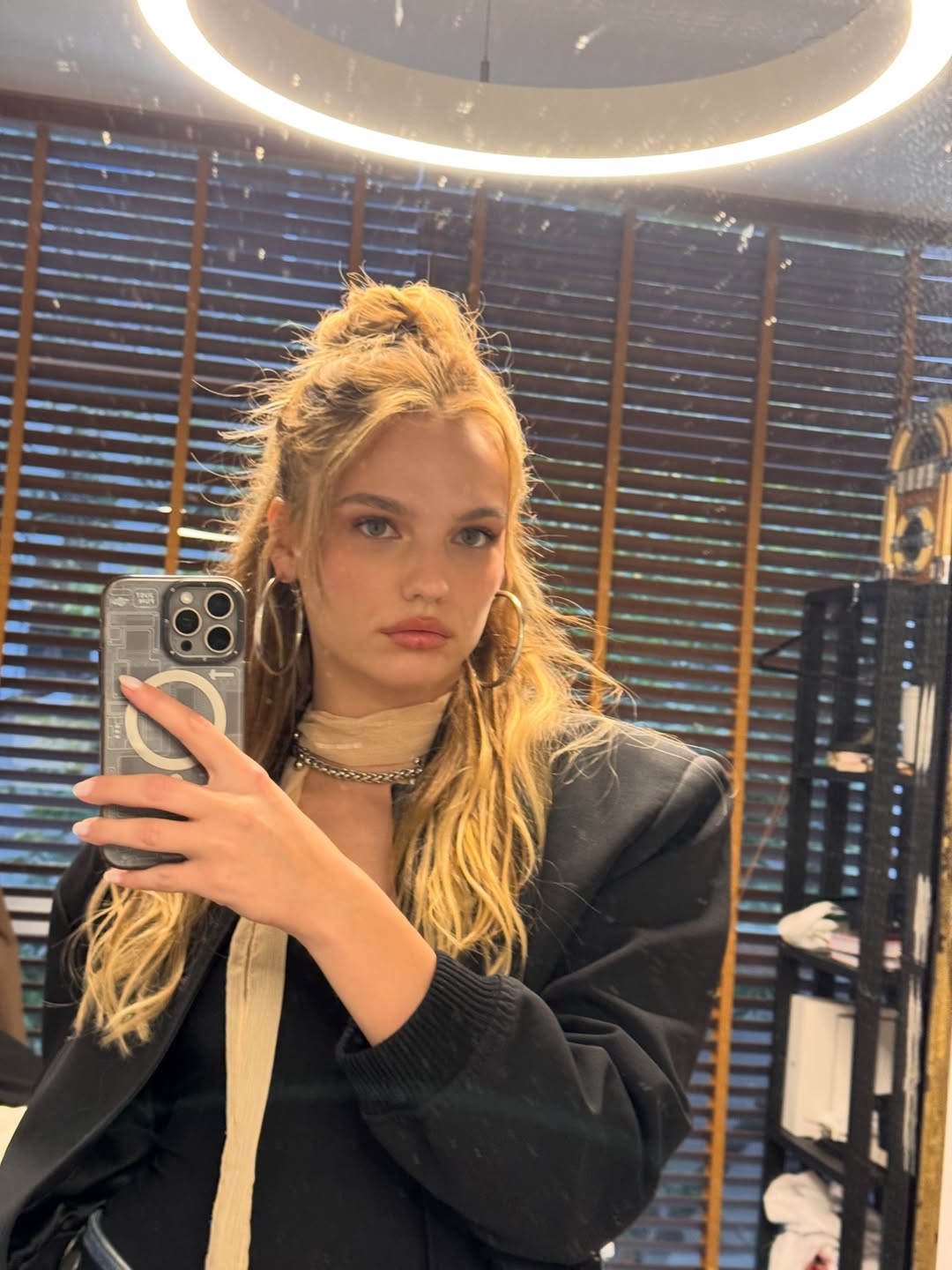 Actrița de la Kanal D comparată cu Gigi Hadid. Ce secrete de frumusețe are Nilsu Berfin Aktaș