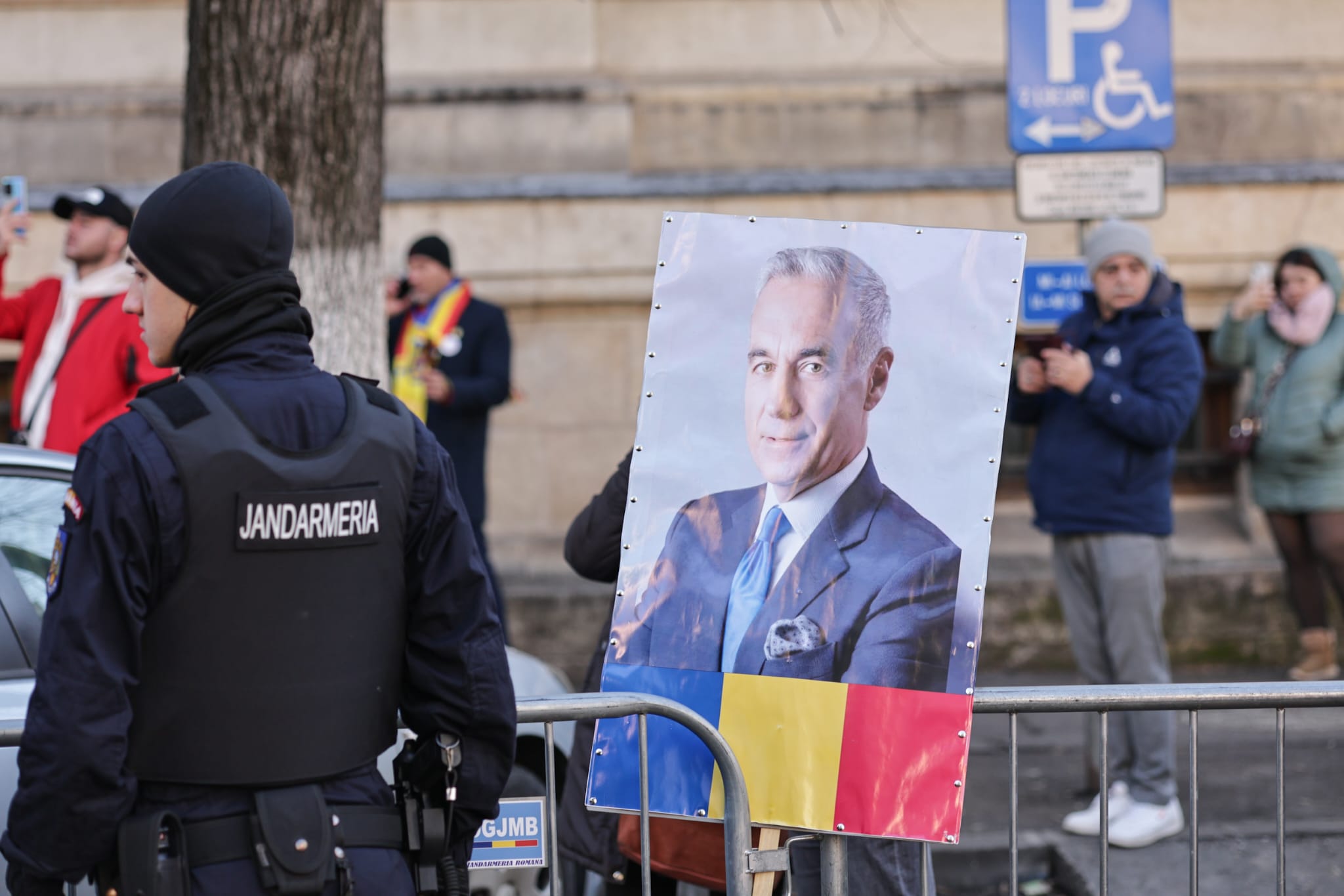 Călin Georgescu află mâine dacă scapă de controlul judiciar: „Sunt foarte încrezător”