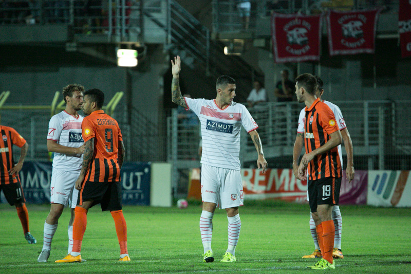 Ce rușine a pățit Mircea Lucescu! L-a bătut Lasagna! GALERIE FOTO