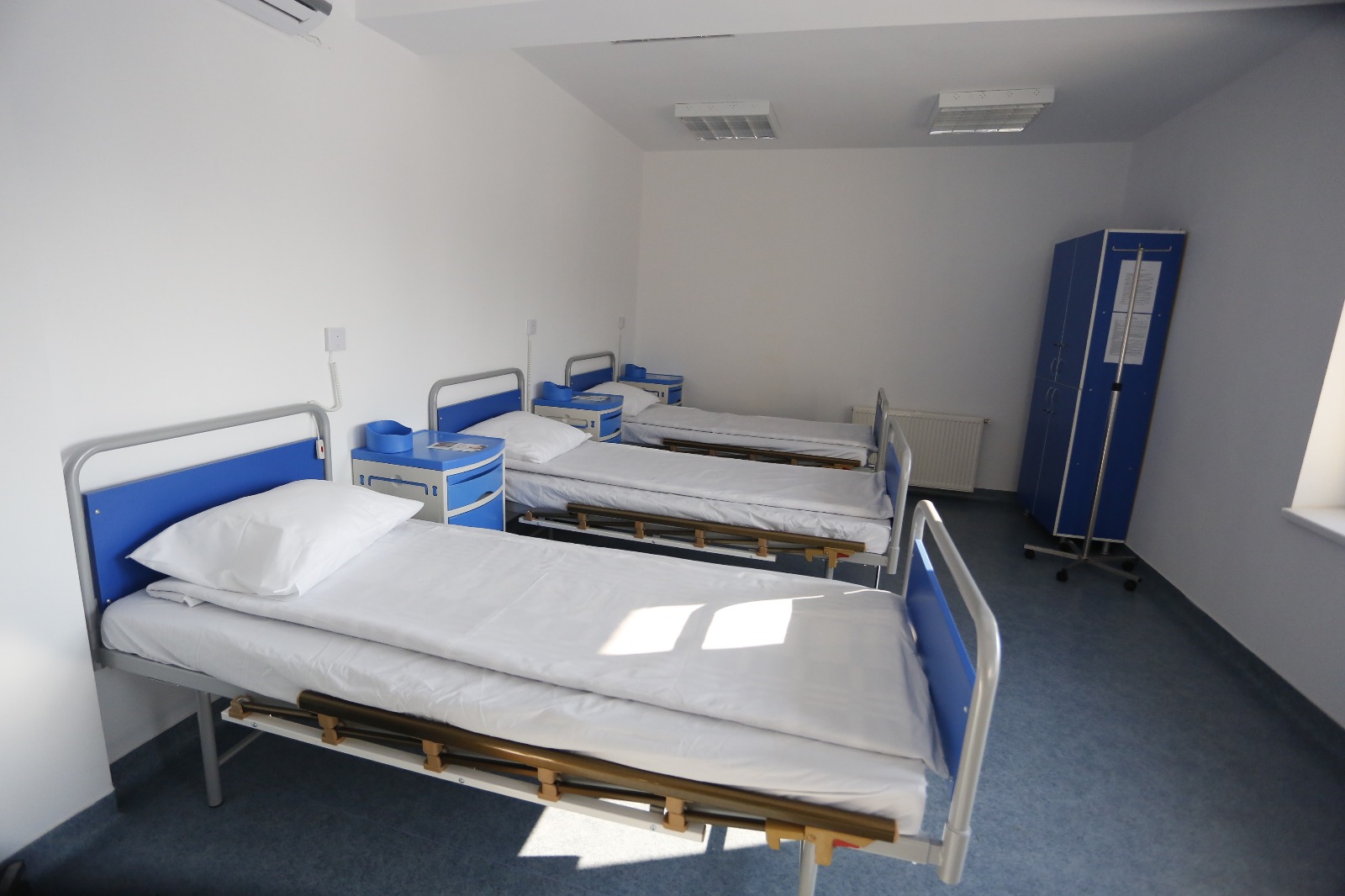 Locuitorii de pe Valea Buzăului au de joi un nou spital în locul celui închis de Guvernul Boc/FOTO