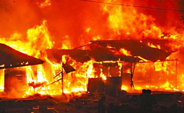 Blaze engulfs Madina Market in Accra