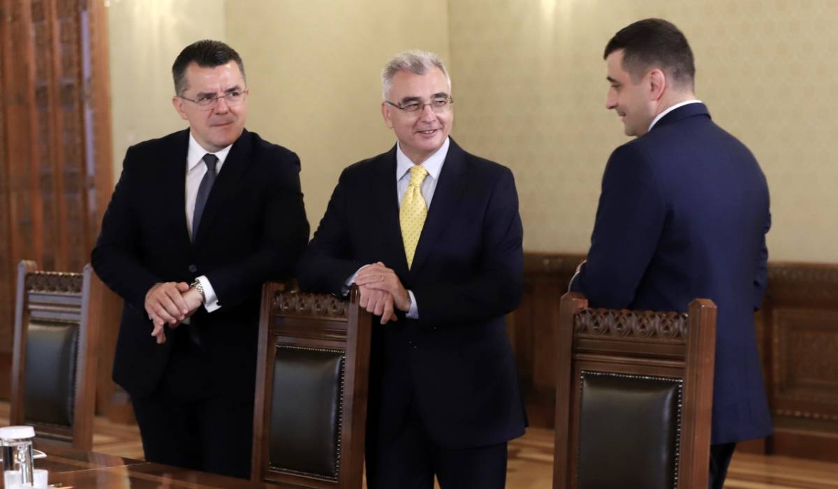Consultări tensionate la Cotroceni după căderea Guvernului Bolojan: PNL și USR refuză orice alianță cu PSD