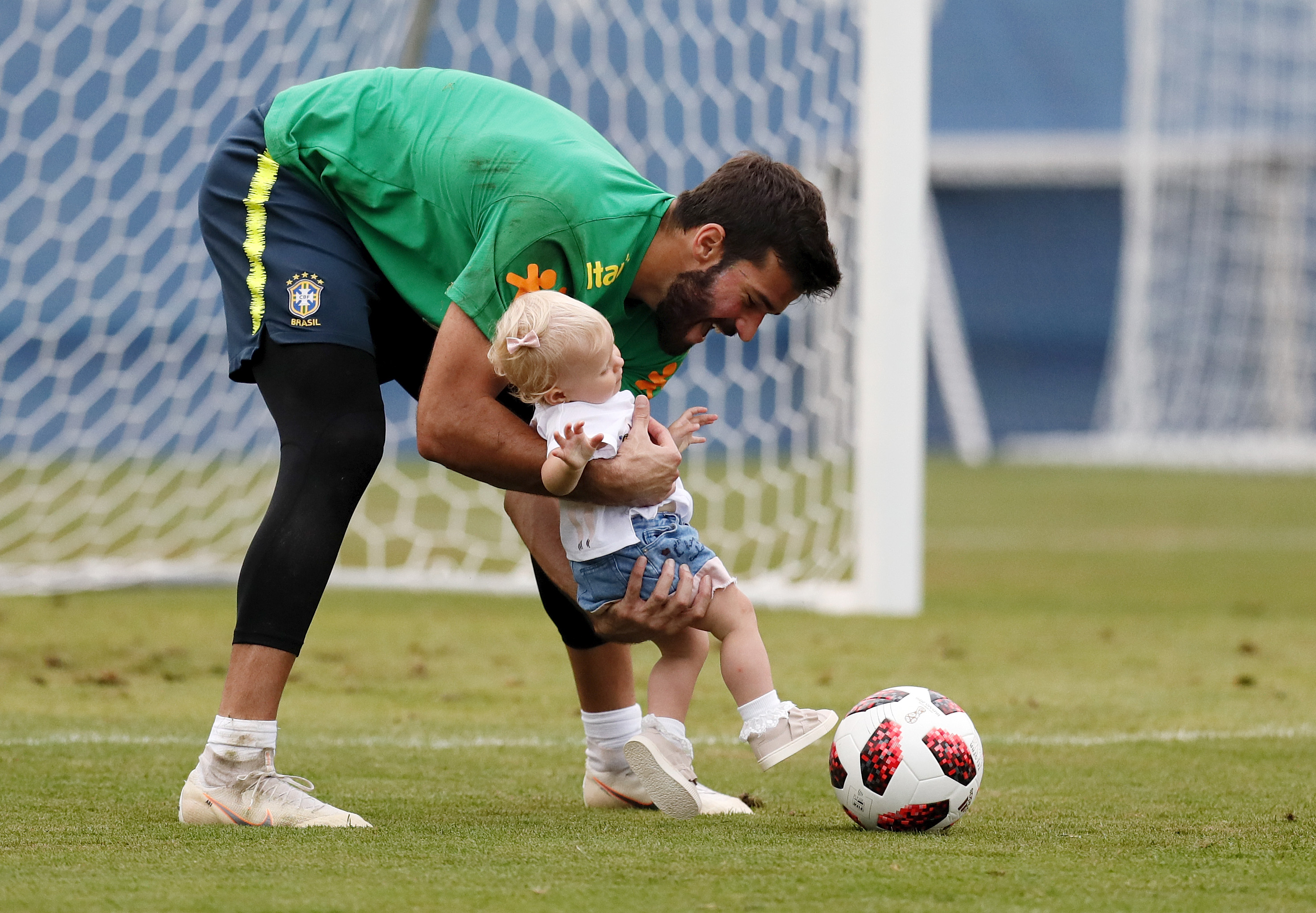 Brazilia - Belgia 1-2, în sferturile Campionatului Mondial de fotbal Rusia 2018. Turneul final, fără sud-americani. Prima semifinală, Franța - Belgia