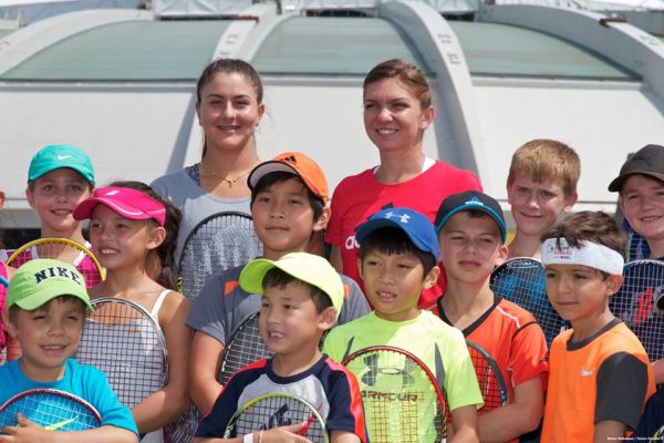 Întâlnire de nota 10, la Montreal, între Nadia Comăneci și Simona Halep GALERIE FOTO