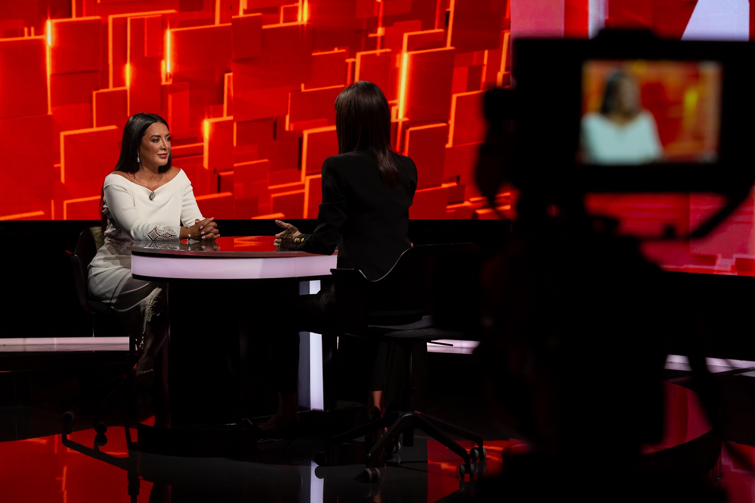 Ce a răspuns Oana Mizil când Denise Rifai a întrebat-o dacă Marian Vanghelie a bătut-o: „După condamnare, a devenit puțin mai furios”