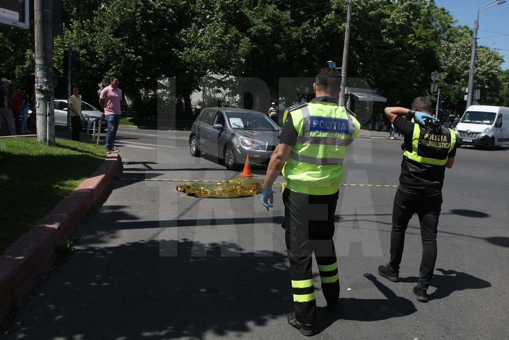 Cum intervin polițiștii în cazul unui accident rutier. Simularea, desfășurată într-o intersecție din București / VIDEO&FOTO