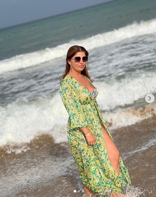 Mariana Ionescu Căpitănescu face yoga de 3 ani. Cum arată la 53 de ani cântăreața, care a pozat în costum de baie: „Duc o viață destul de echilibrată”