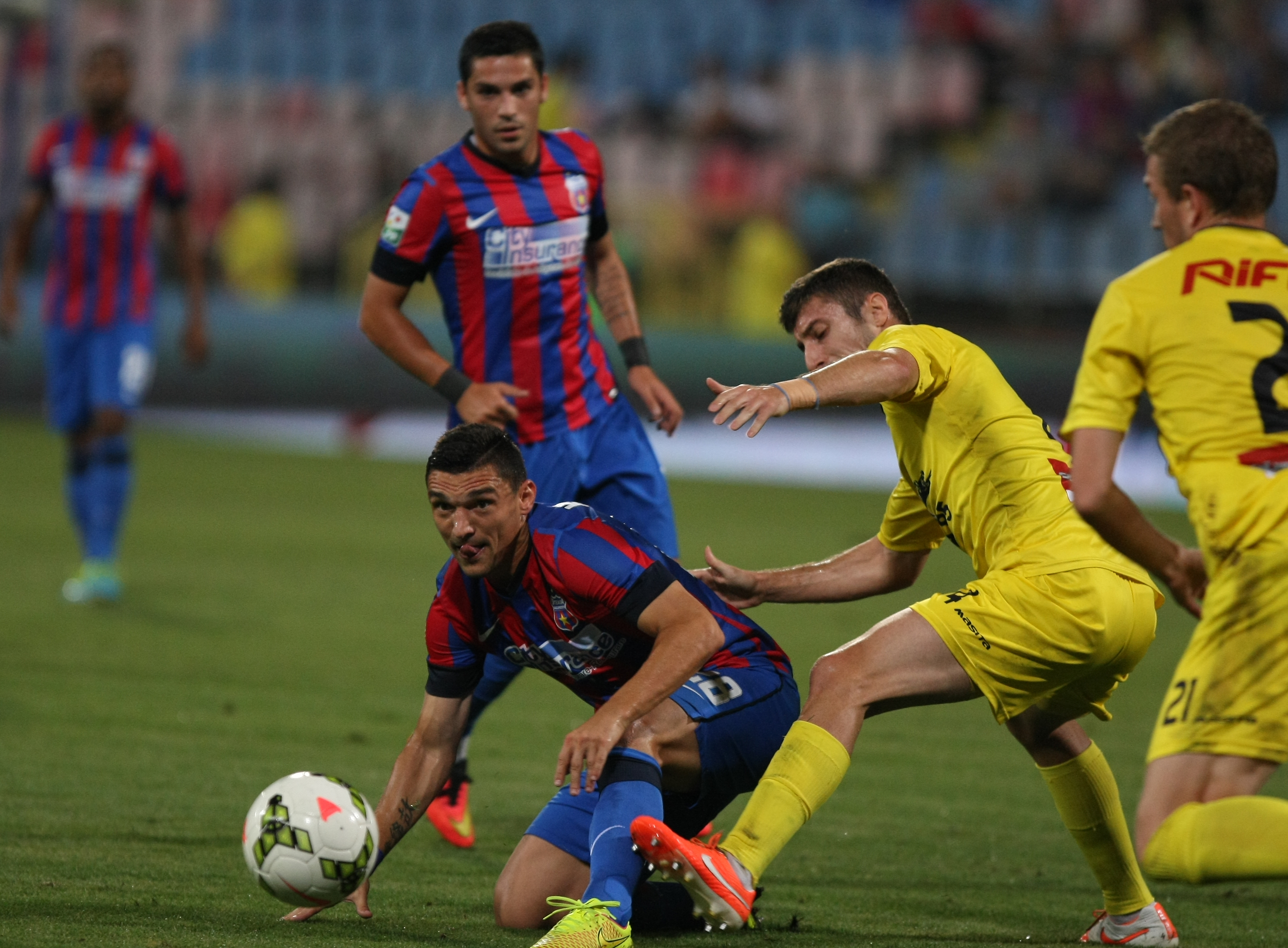 VIDEO&GALERIE FOTO / LIGA I: Steaua - Ceahlăul 0-1. Şocul campionatului!