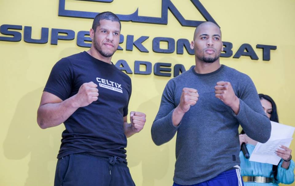 SUPERKOMBAT BUCUREȘTI: Luptătorii au dat proba cântarului în noua Academie Superkombat, lansată în prezența lui Remy Bonjasky | GALERIE FOTO