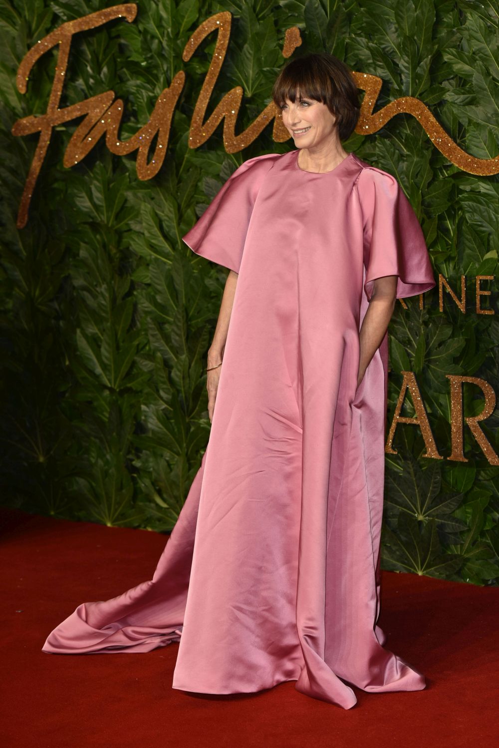 GALERIE FOTO/ Kendall Jenner a lăsat totul la vedere! Care au fost cele mai tari apariții de la British Fashion Awards 2018