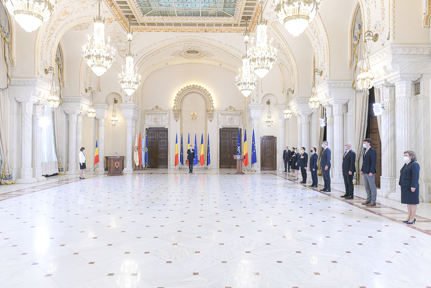 Ioana Mihăilă a depus jurământul de învestitură ca ministru al sănătății. Iohannis, „bucuros că în coaliție s-a găsit un modus vivendi”