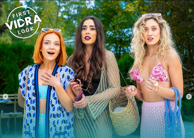 O comedie românească pune sub lupă relațiile moderne și datingul din 2025. Matei Dima: „N-ar trebui să cedăm presiunii sociale din jur. N-ai copii? E OK. Ai copii? E OK”