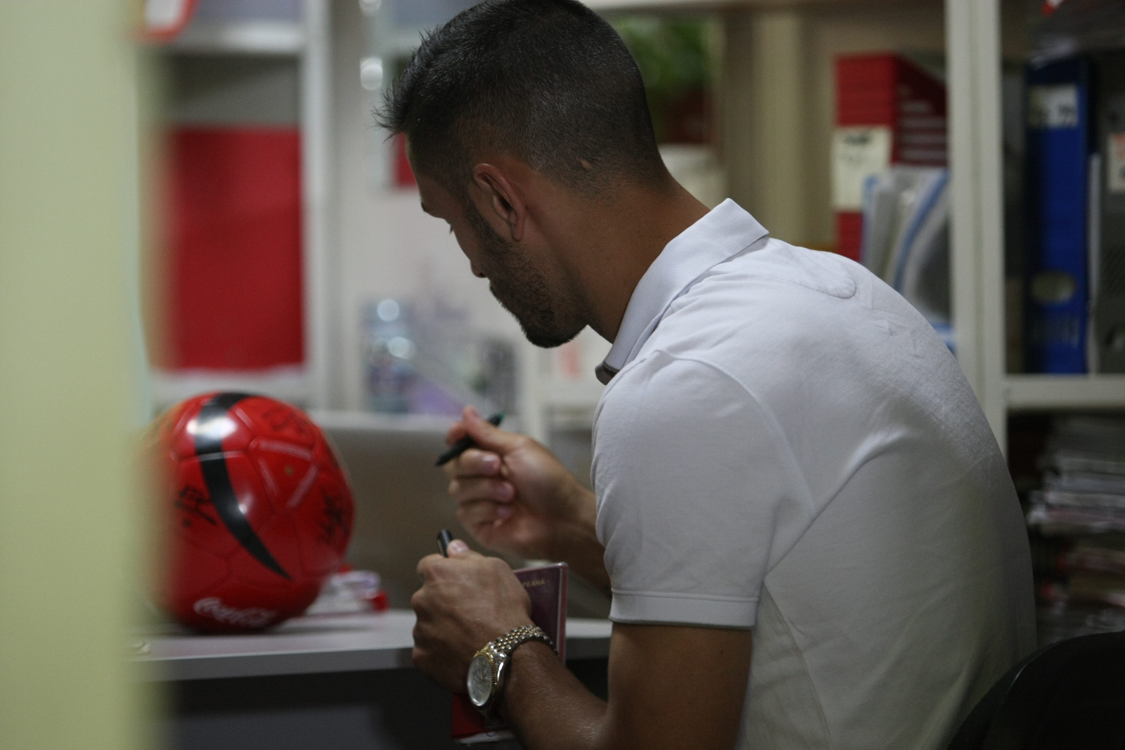 Euro 2016. Tricolorii au efectuat vizita medicală la INMS şi aşteaptă ca selecţionerul să anunţe lotul de 23 pentru turneul final GALERIE FOTO