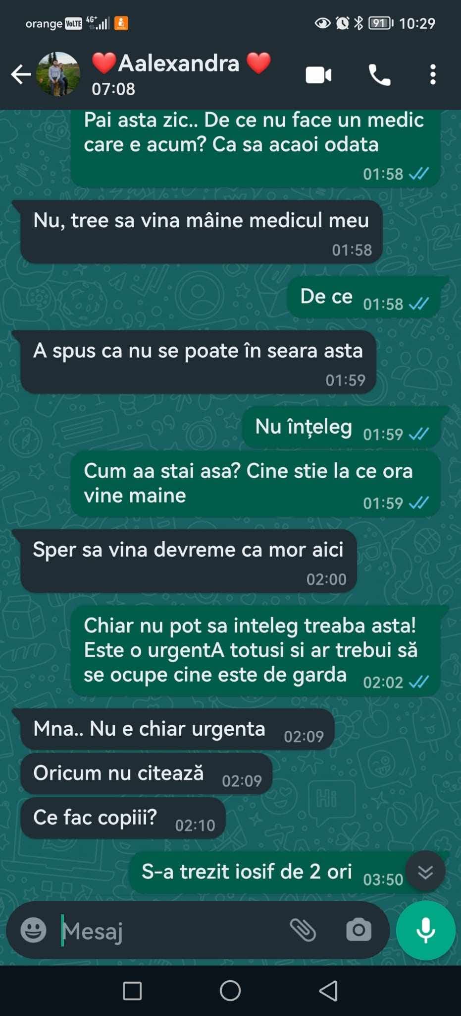 „Nu am aer”. Cum arată mesajele trimise de femeia moartă în maternitatea din Botoșani. Publicate de fratele ei, au devenit simbolul campaniei pentru demiteri