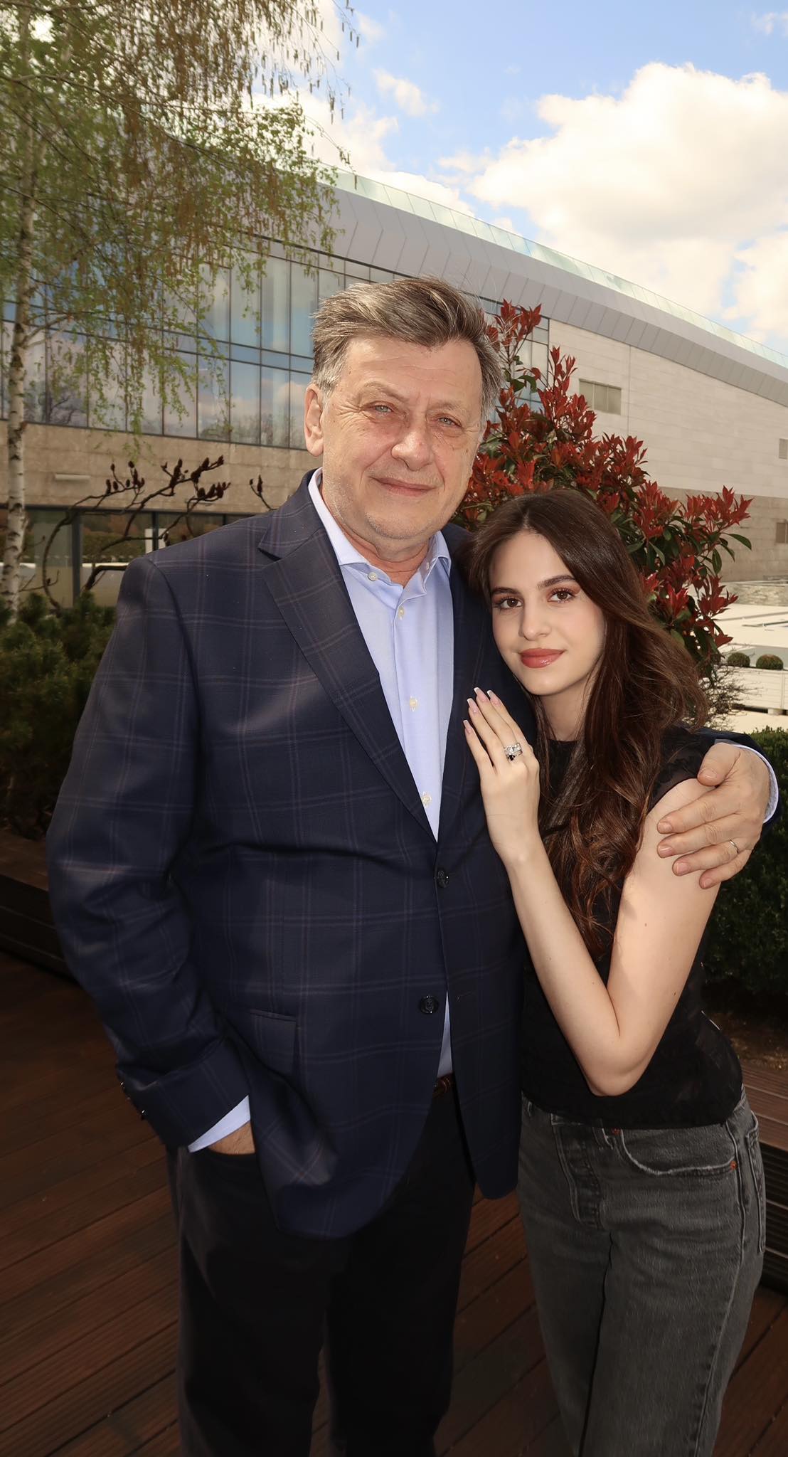 Cum a fost pozat Crin Antonescu alături de Irina, fata lui. Tânăra în vârstă de 24 de ani a avut și un mesaj pentru tatăl ei