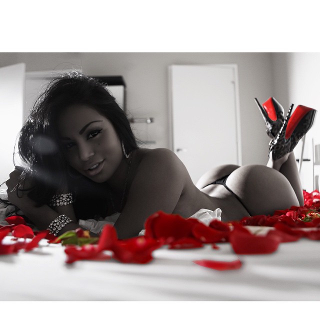 Dolly, diva care l-a amețit pe Cristi Borcea la Miami! Faci cu ea un tur și te umpli de mercur / GALERIE FOTO HOT