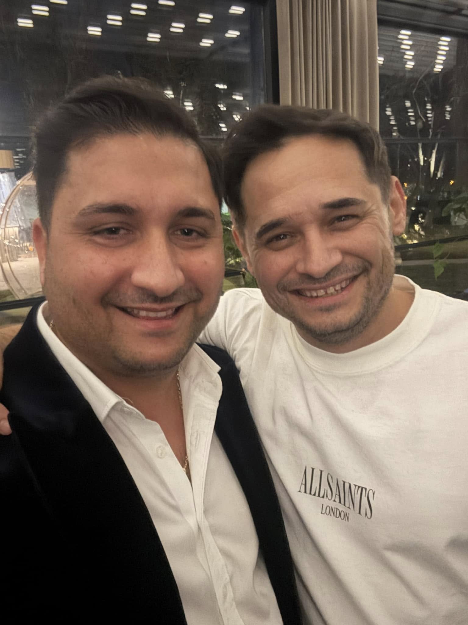 Câți bani a dat Mihai Bobonete la lăutari de ziua magicianului Robert Tudor. Distracție pe muzica Tarafului de la Vărbilău