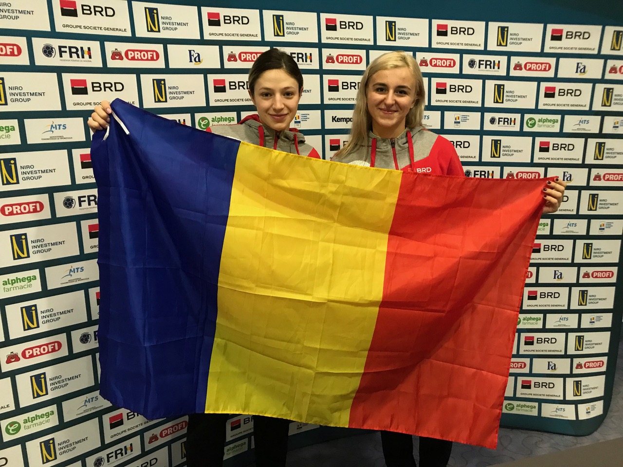 România - Cehia 31-28, debutul la Campionatul European de handbal. Cadoul tricolorelor de 1 Decembrie. Cristina Neagu, în istorie
