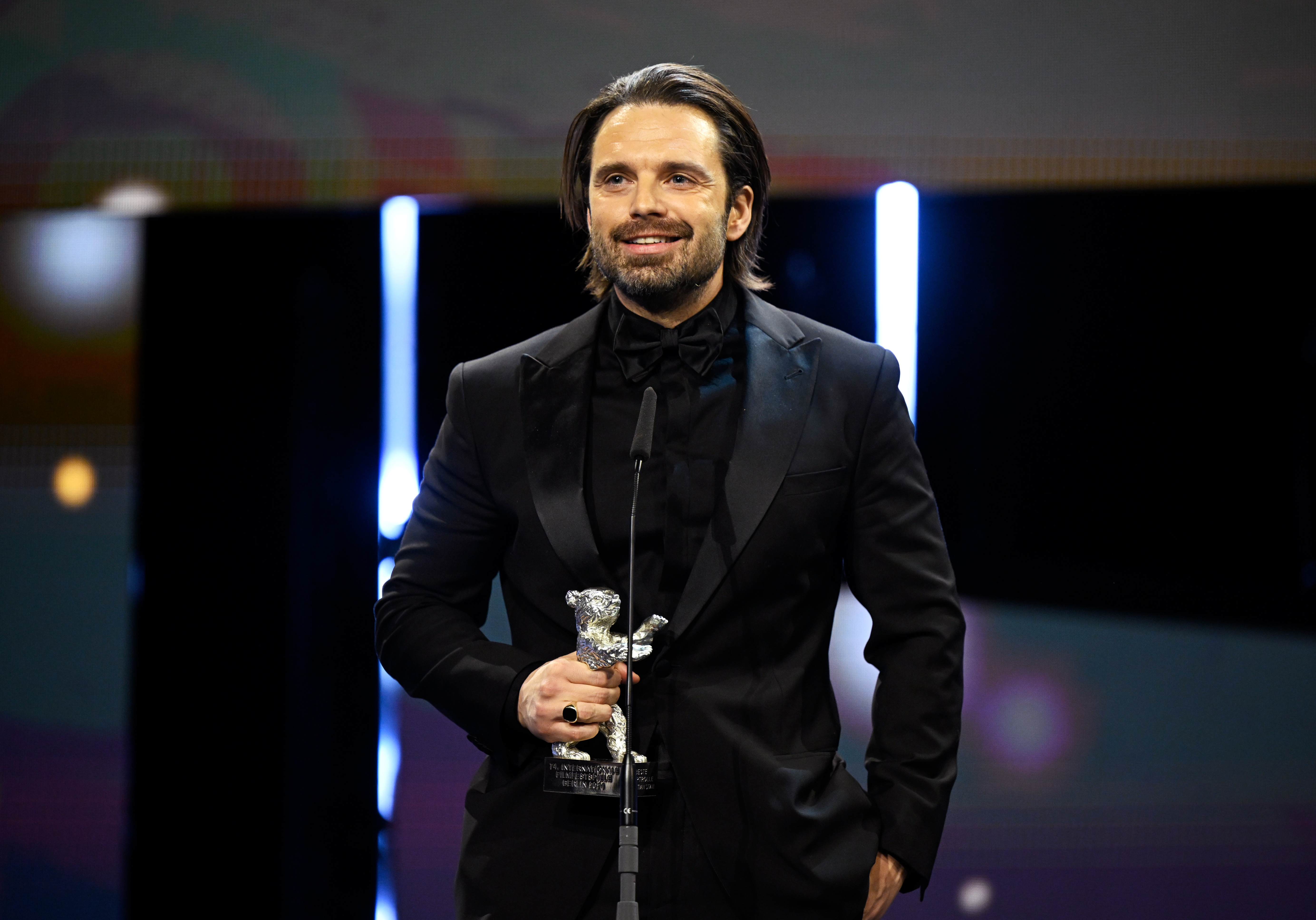 Sebastian Stan, în competiția pentru marele premiu al Festivalului de la Cannes. Actorul român îl interpretează pe Donald Trump