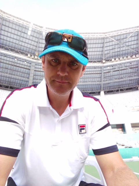 Aventurile fabuloase ale antrenorului de tenis Iulian Vespan. A fugit în Italia cu Adrian Voinea și a salvat-o de la moarte pe Alisa Kleybanova