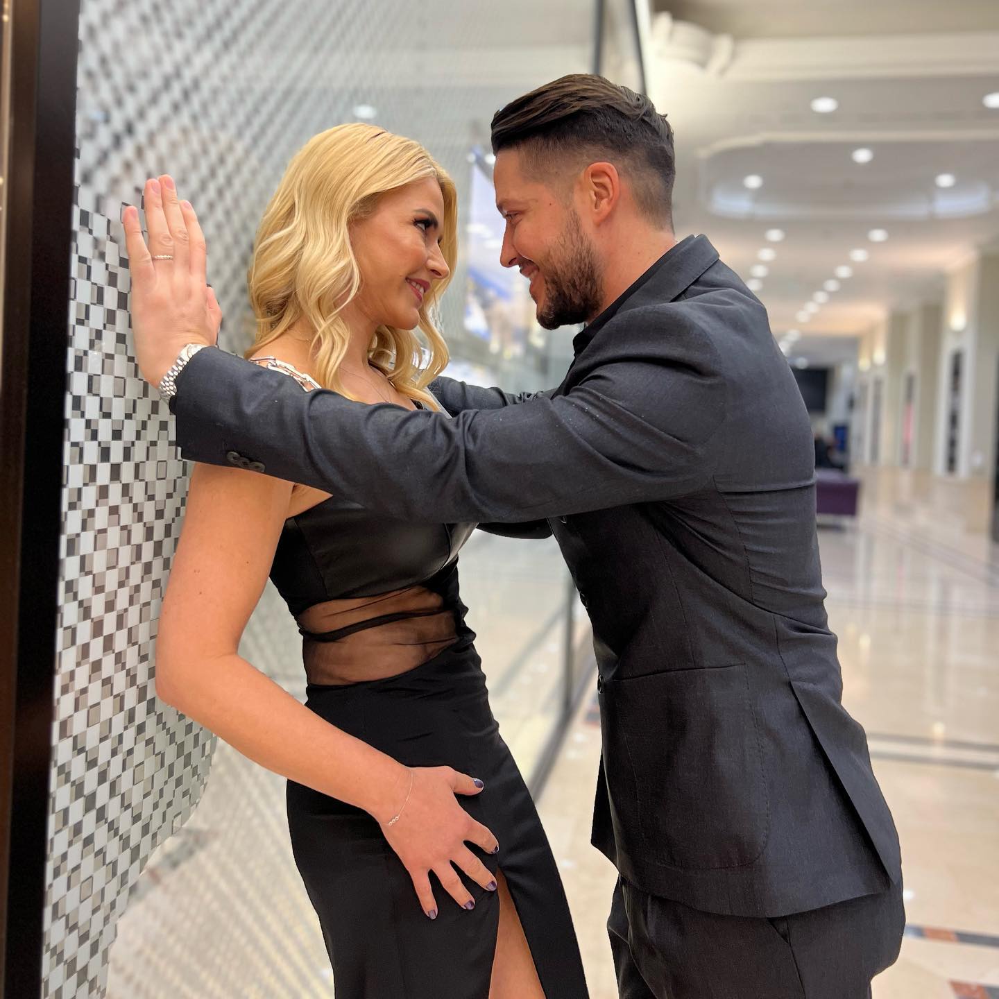 Cristi Mitrea, pus la punct de soția lui Jorge în direct, la Pro TV: „Lasă-mă puțin să vorbesc”. Ramona Prodea l-a taxat pe luptător