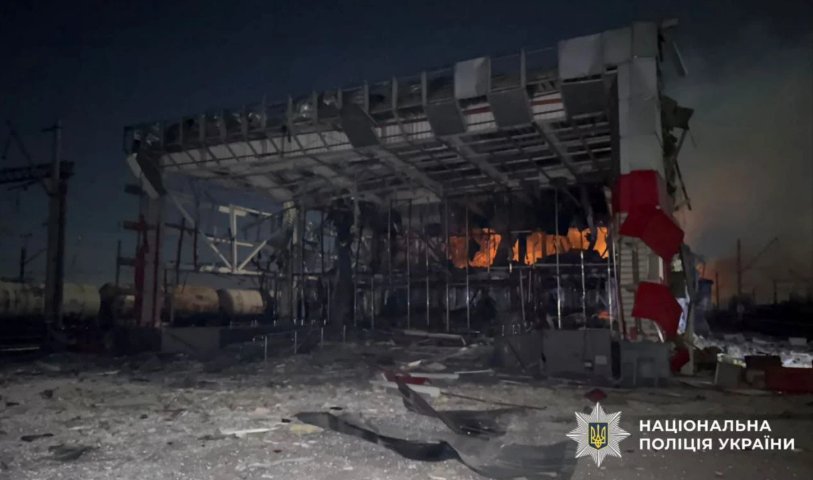 Cum arată gara Fastiv din Ucraina, distrusă complet de un atac aerian masiv rusesc: trenurile au ars, clădirile au devenit ruine