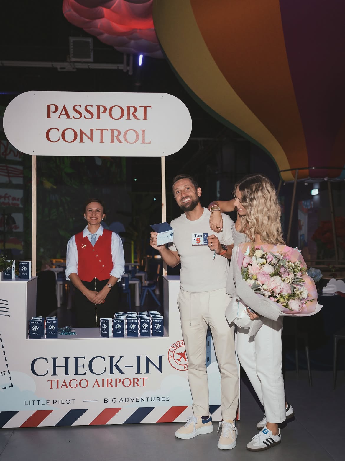 Dani Oțil și Gabriela Prisăcariu au organizat o petrecere cu tematică de aviație pentru fiul lor, Tiago, care a împlinit 5 ani