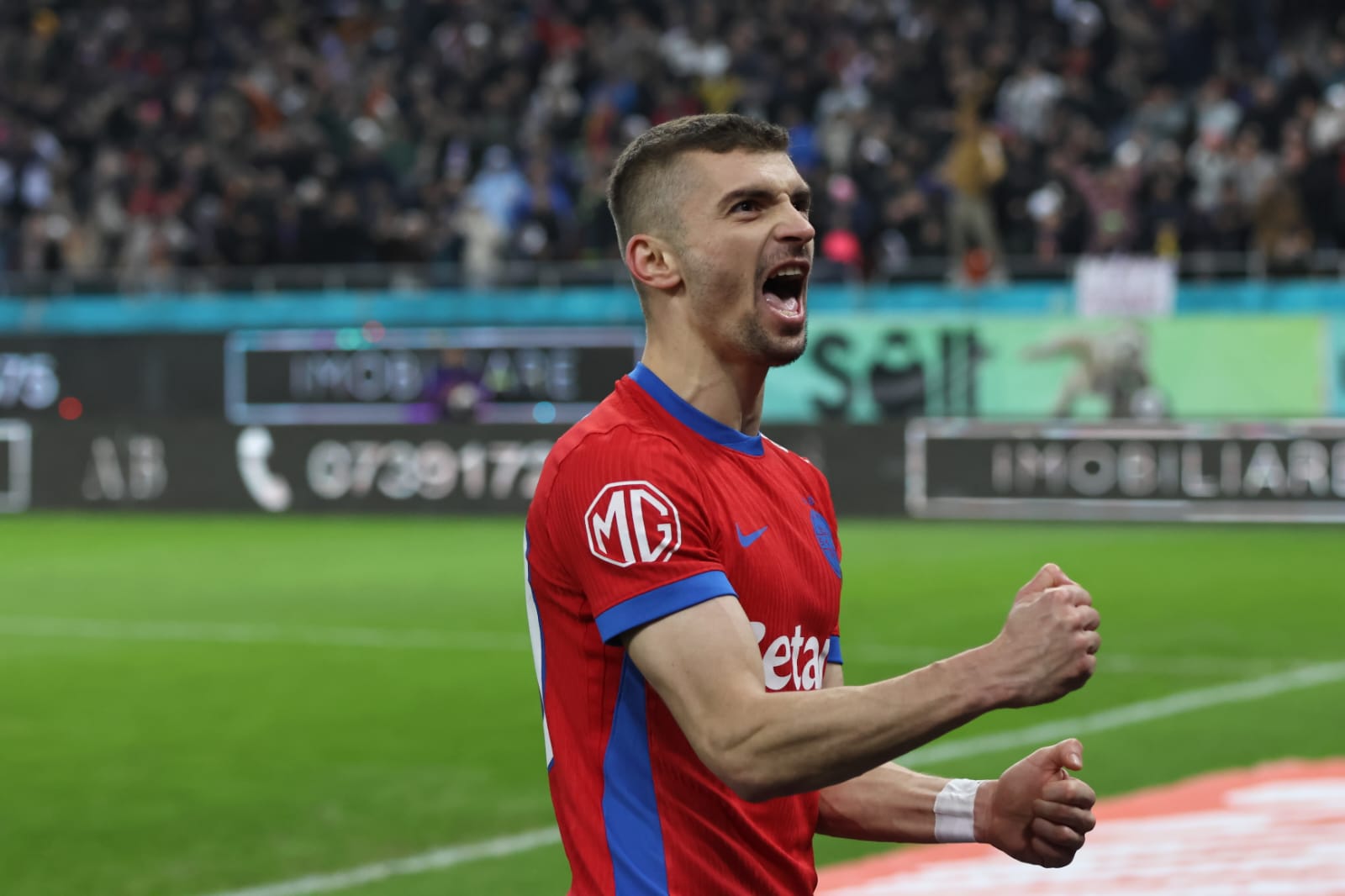 Superliga: FCSB-Rapid 2-1, după un derby superb și o fază controversată în final