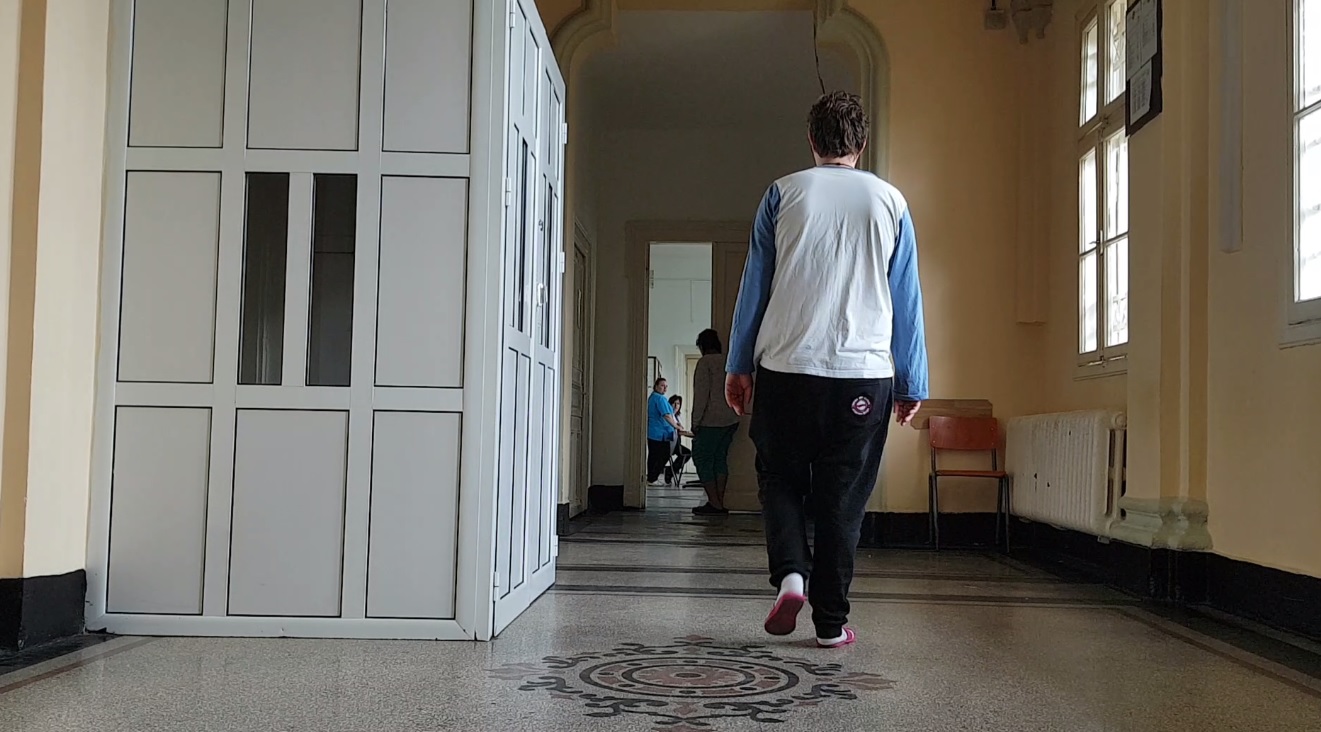 EXCLUSIV VIDEO/Sindromul Italia, suferința celor dezrădăcinate, desconsiderate, dezamăgite, umilite. Prizonierele durerii caută, la Socola, drumul spre eliberare
