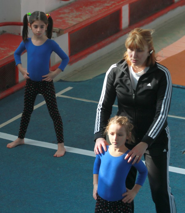 O zi din viața unor gimnaste: cu cântec spre sală, înainte! (EPISODUL 2) / FOTO&VIDEO
