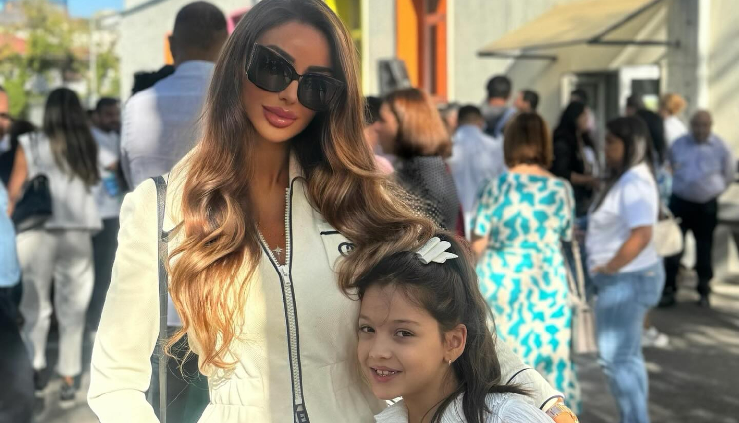 Bianca Drăgușanu a petrecut Crăciunul fără fetița ei. Unde a fost Sofia și ce cadouri a primit de la Moș Crăciun
