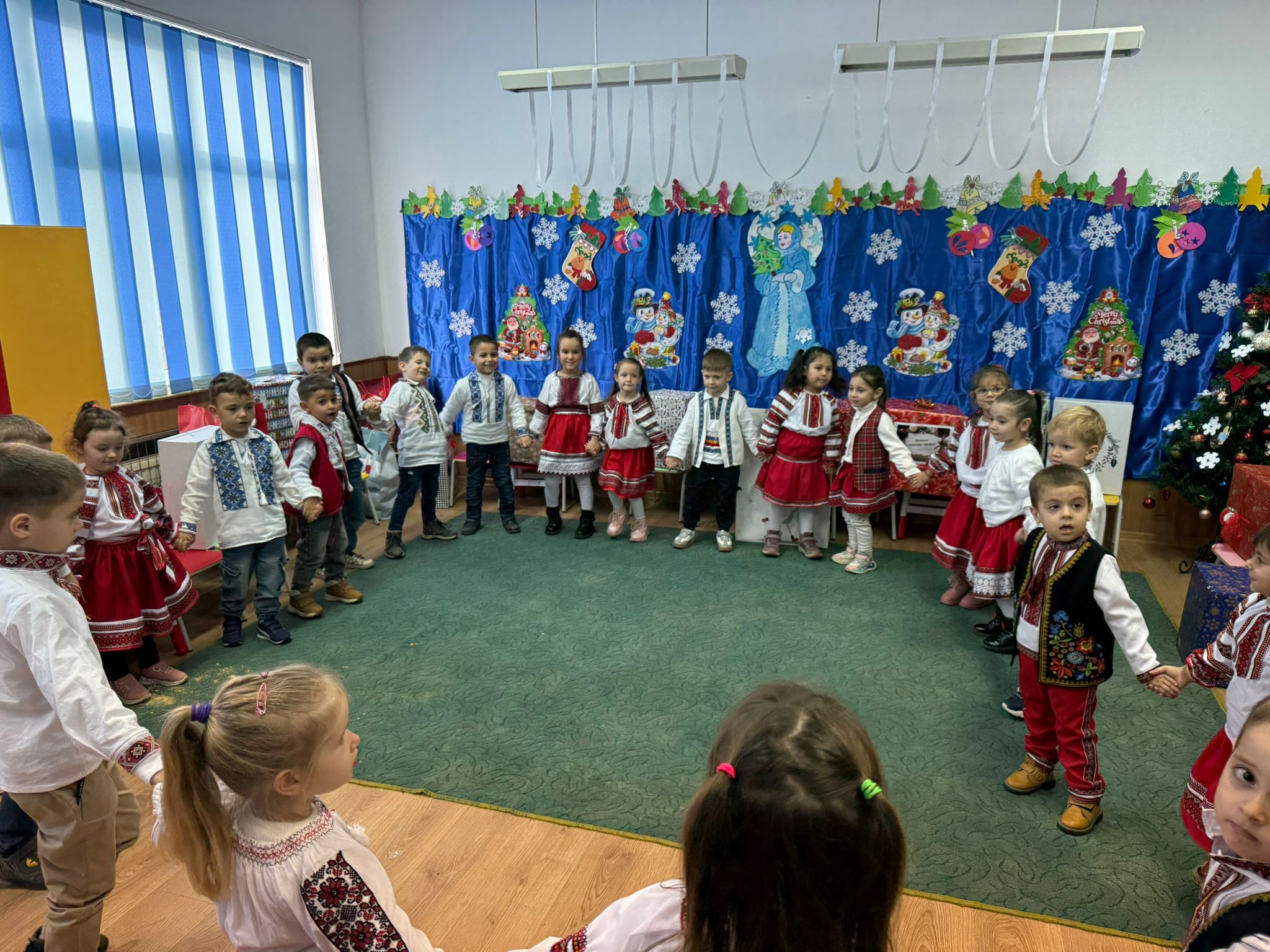 Ringier România și Fundația Ringier au organizat Secret Santa for a Smile: cadouri pentru un zâmbet
