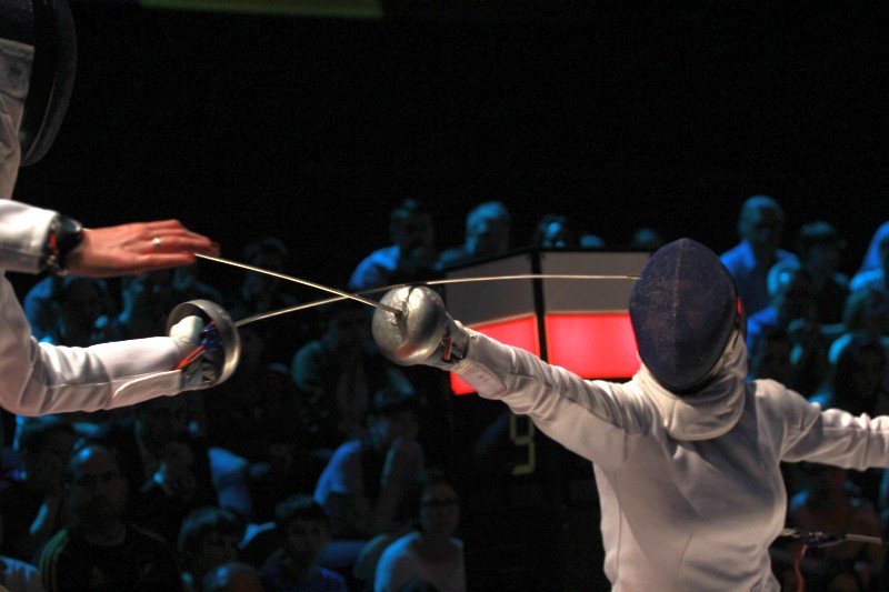 Simona Pop și Tibi Dolniceanu sunt campionii României la spadă, respectiv la sabie / FOTO