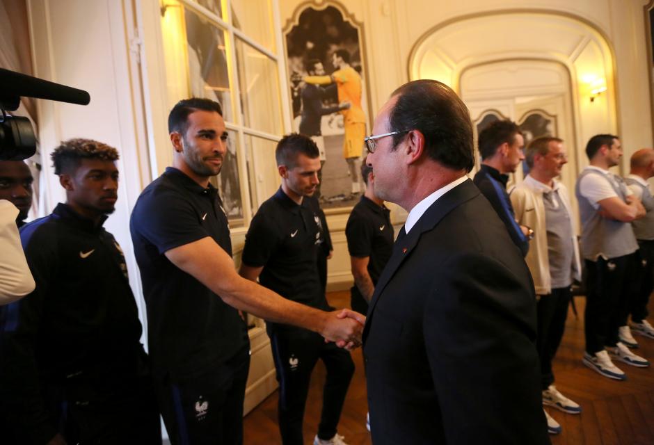 Euro 2016. Francezii au fost încurajați de președintele François Hollande, care i-a vizitat pe les Blues la Clairfontaine  GALERIE FOTO