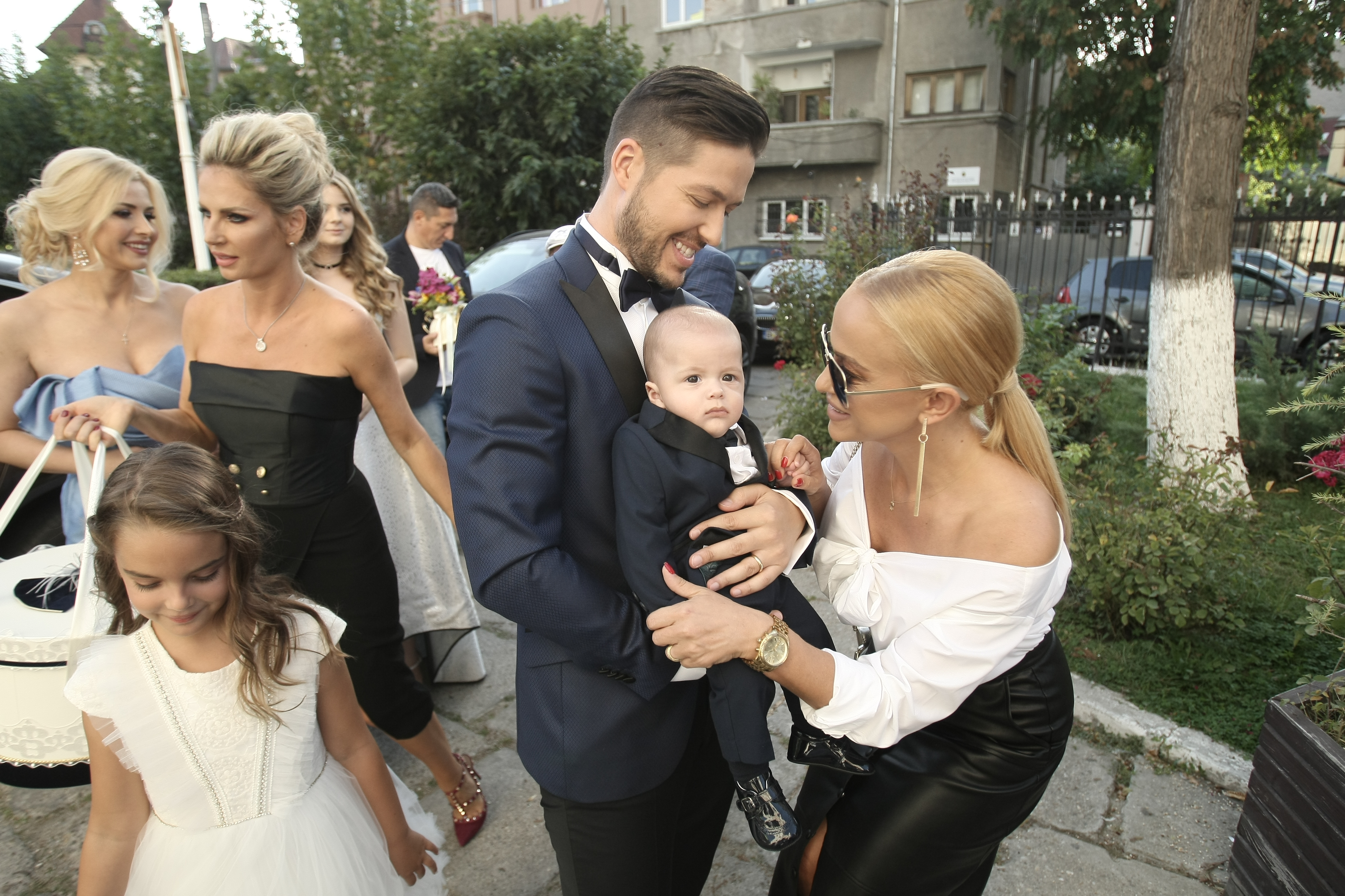 FOTO EXCLUSIV | Cum s-a afișat Anda Adam la botezul băiețelului lui Jorge. A atras toate privirile