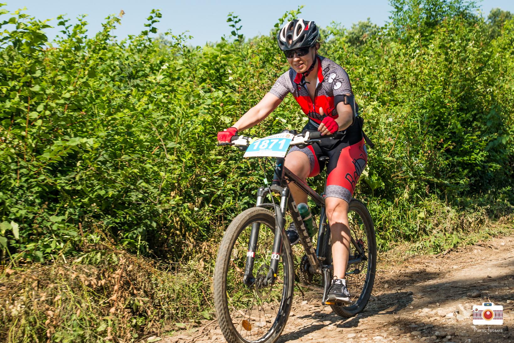 Peste 1.500 de oameni s-au bucurat de aventura verde ”La Broaște”. Riders Club a organizat, duminică, 37 de curse de ciclism dedicate amatorilor, în pădurea Căldărușani / GALERIE FOTO